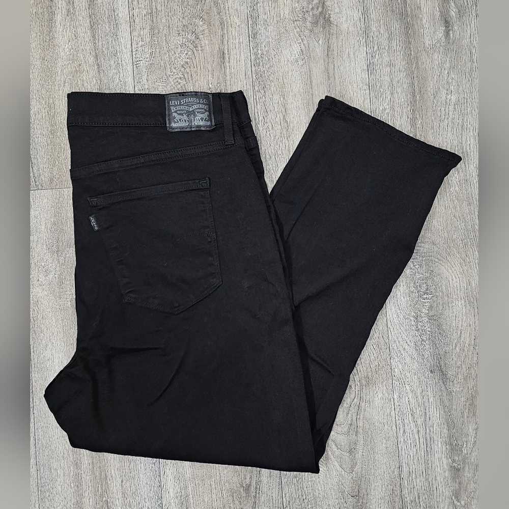 Levi's Women's 724 High Rise Straight Cropped Pants-Size 34